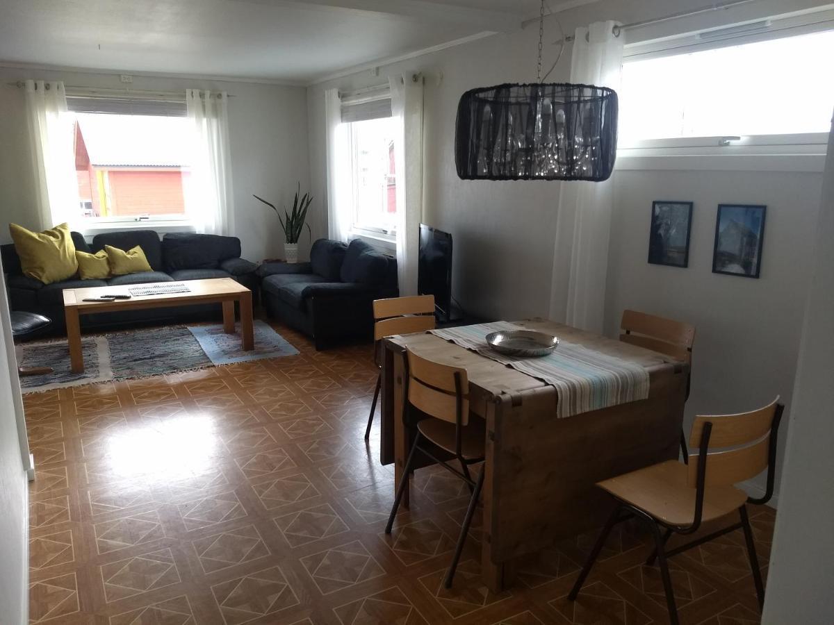 Appartement 43 Oscarsgate à Vadsø Extérieur photo